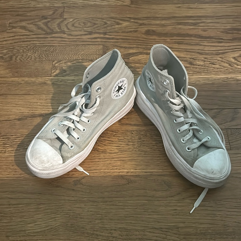 Light green platform converse